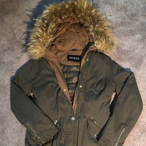 GUESS ARMY GREEN WINTER COAT